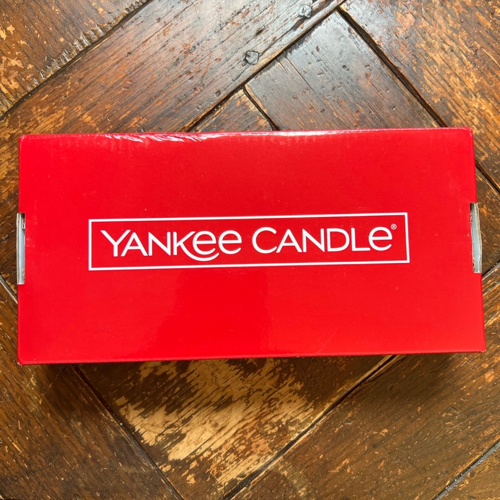 New Yankee Candle Gift Set - Picture 4 of 11